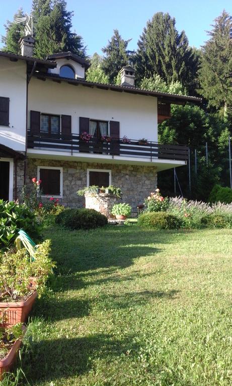 Casa Livia Maria Lägenhet Teglio Exteriör bild